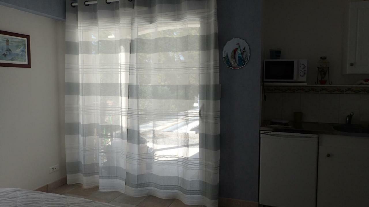 Chambre Dans La Pinede Сен-Ілер-де-Р'єз Екстер'єр фото